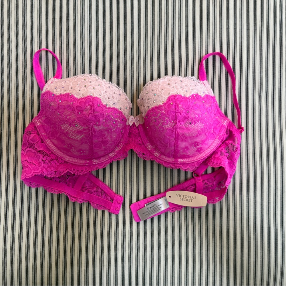 Victoria’s Secret Pink Lace Bra